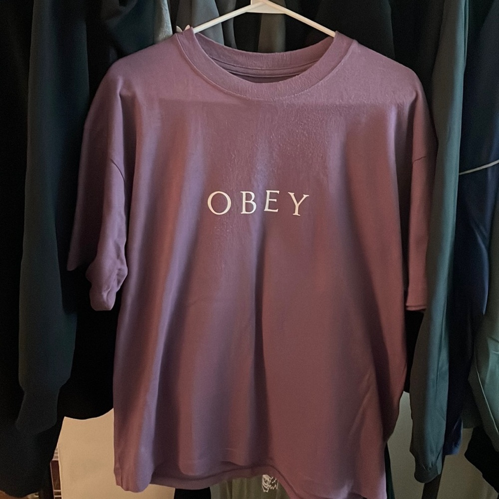 Obey(tee)